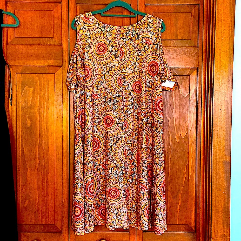 LAST CHANCE Mandala Cold Shoulder Midi Dress~XL-Loose & Flowy~Unbranded - Picture 6 of 7